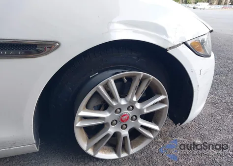 2017 Jaguar Xe 20D Premium from USA, damaged, VIN SAJAD4BNXHCP12116